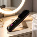 🔥 The First Smart Styling Brush for Short Hair – Precise, Safe & Effortless